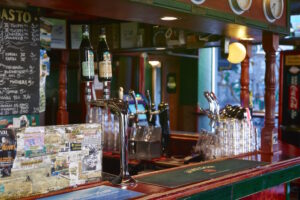 Hanatuote kassan vieressä